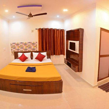 Hotel Amar Park Mahabalipuram Bagian luar foto